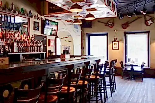 Rock’n’Roll bar ("Рок-н-ролл бар")
