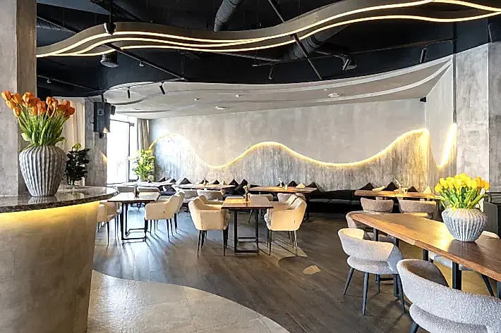 Ресторан Nicosi и Lounge Bar
